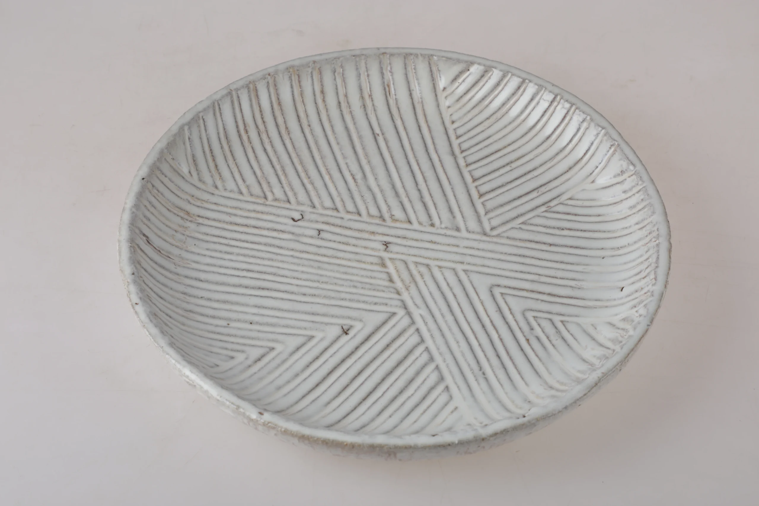 White Geometric Line Embossed Ceramic Plate